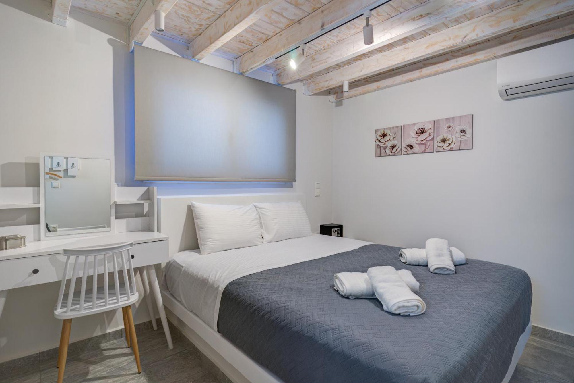 Molos Beachfront Apartments In دياكوبتو المظهر الخارجي الصورة