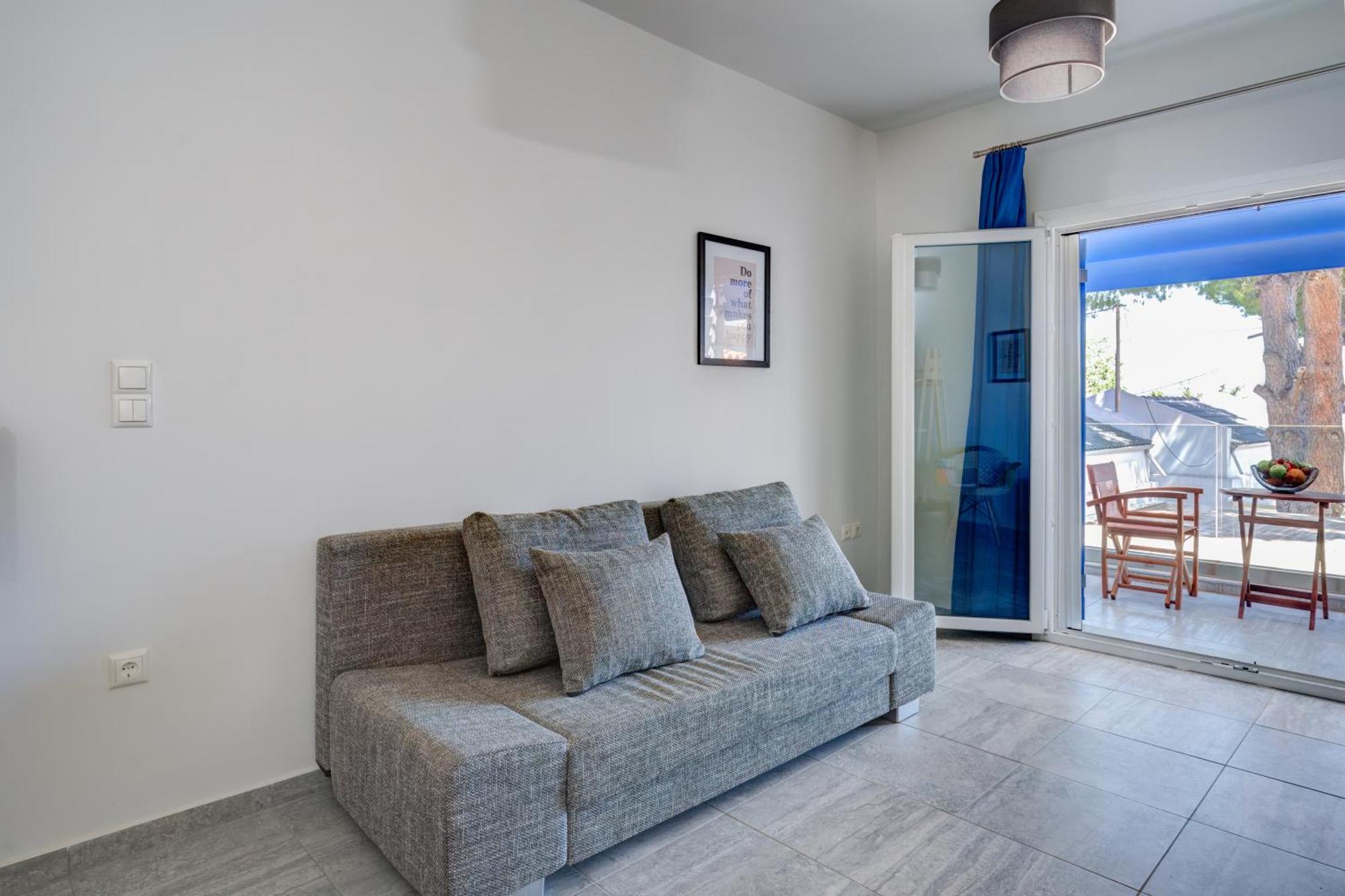 Molos Beachfront Apartments In دياكوبتو المظهر الخارجي الصورة